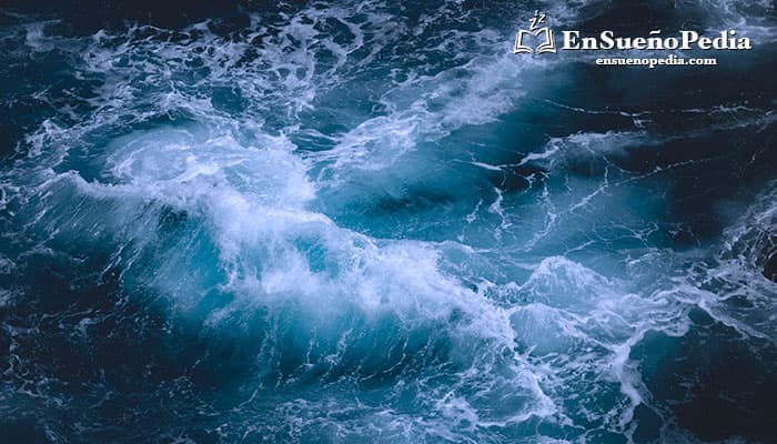 Σημασία του να ονειρεύεσαι γιγάντια κύματα