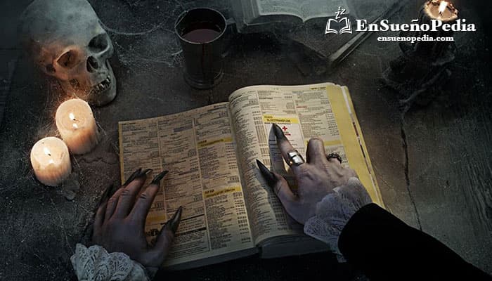 המשמעות של לחלום על כישוף